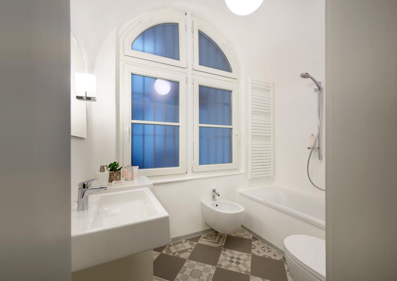 Arcade Apartments โบลซาโน ภายนอก รูปภาพ