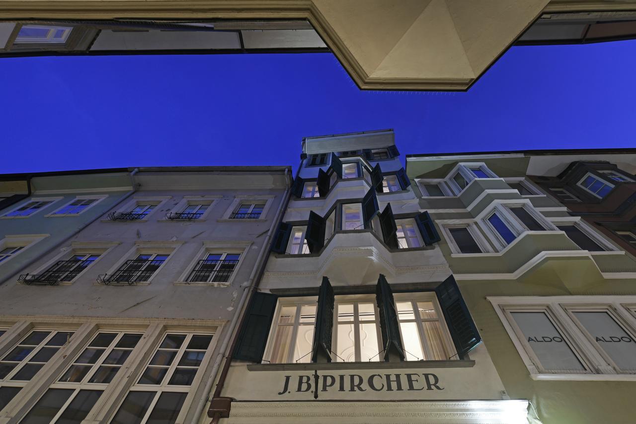 Arcade Apartments โบลซาโน ภายนอก รูปภาพ